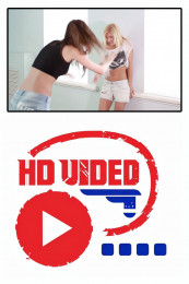 Vicky vs Laura fight - HD Video - 4:55